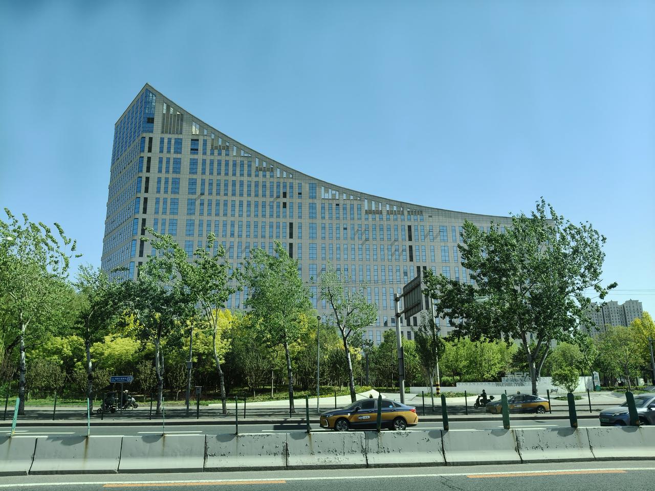 纸上得来终觉浅，
   绝知此事要躬行。
小时候，读这首诗的时候，只是粗浅地，从