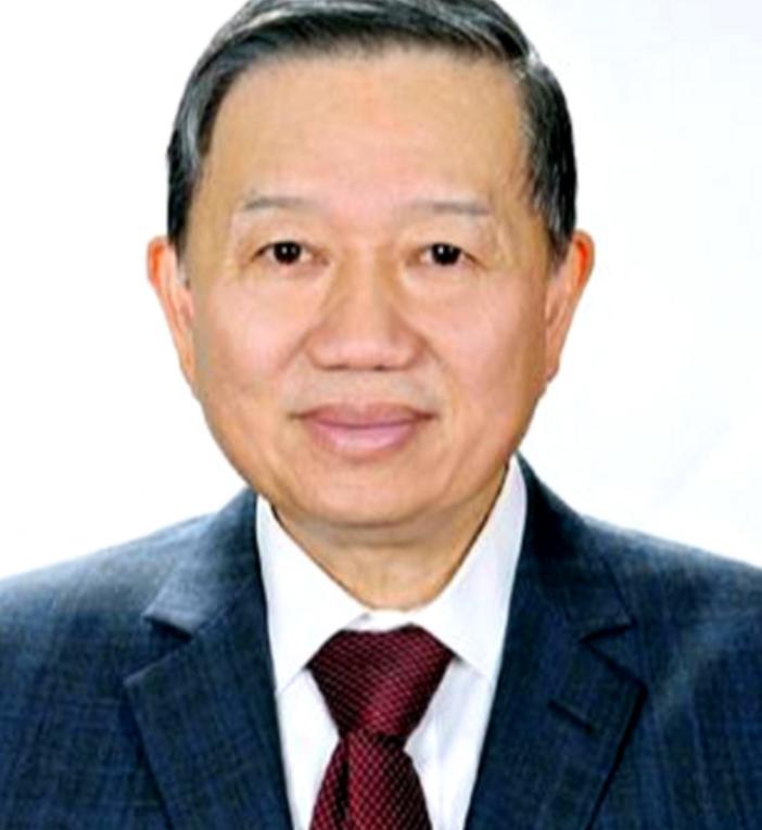 越南如今态度的转变似乎已然明亮，在中国和日本对峙的今天，新加坡都站了出来站队日本