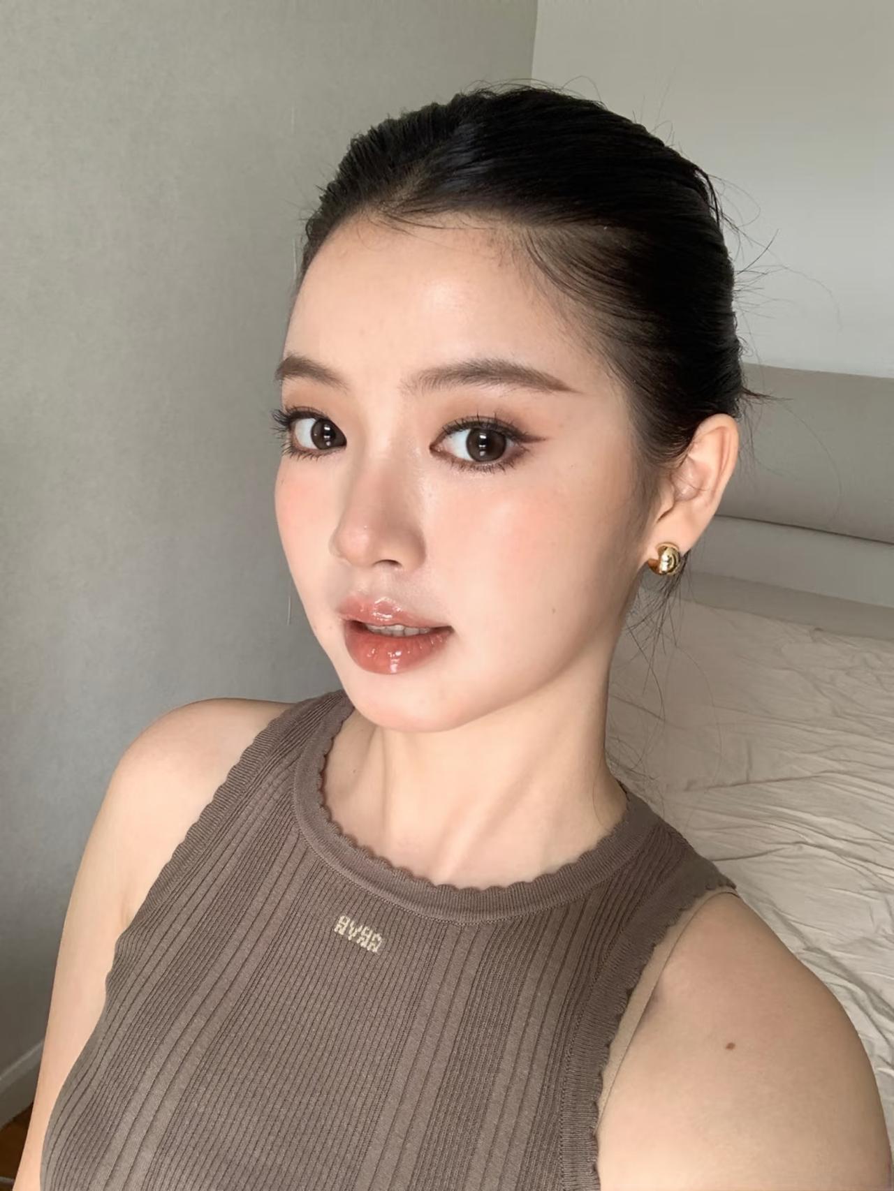 闺蜜说她没谈过恋爱，长这样没谈过恋爱，你们信吗？