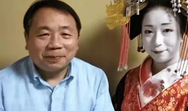 石平太郎为什么选择此时参拜靖国神社？

石平太郎在2025年7月当选参议员后，没
