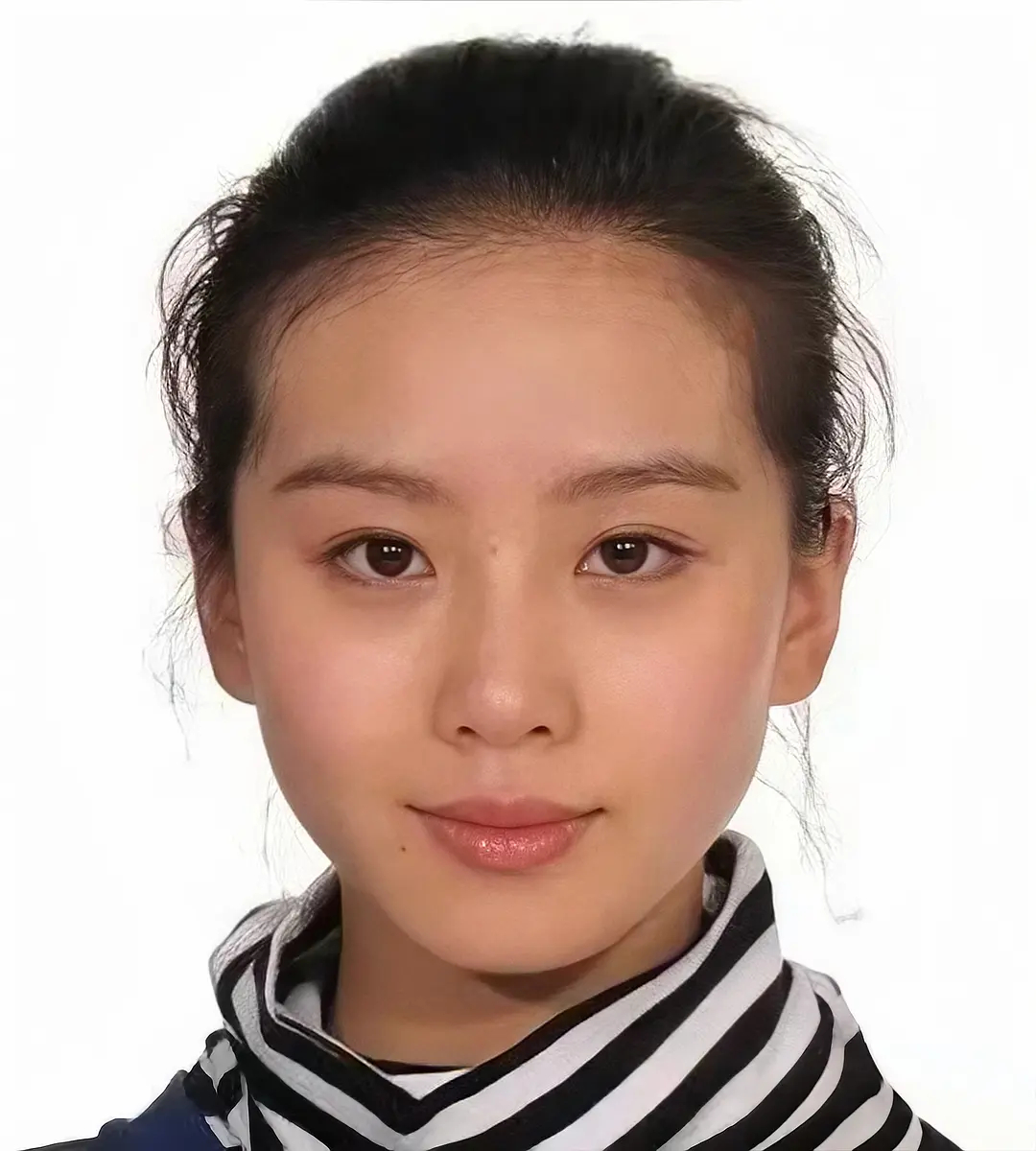 真证件照来了，你们认为哪些女明星是真的“大美女”？ 