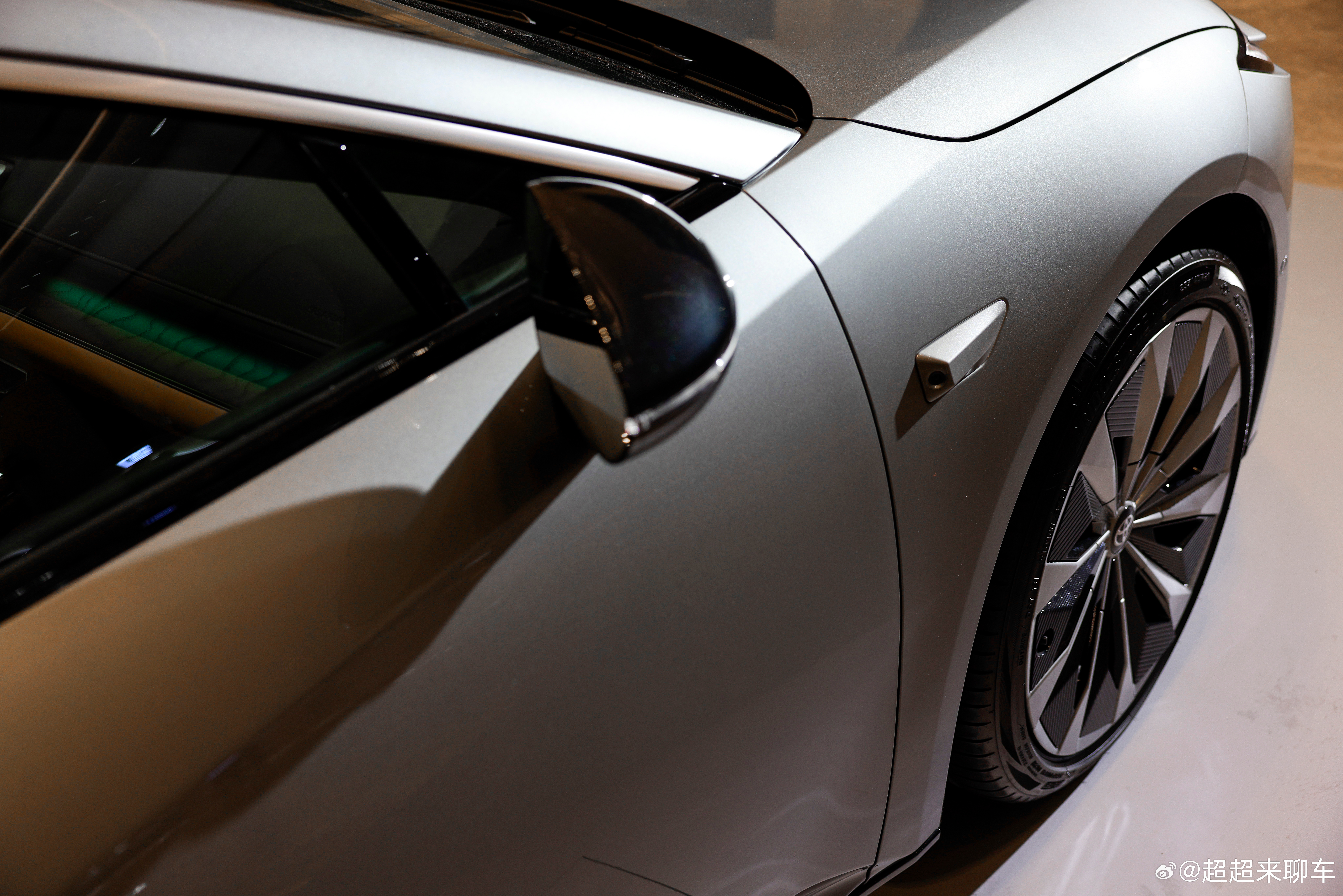 铂智7的双腔空悬还没试过，但测试数据已经说明一切：别人跑450万次下线，它跑90