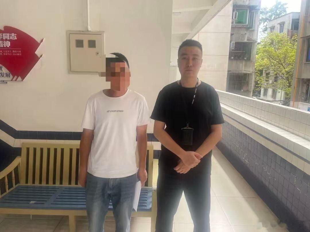 眉山青神一男子涉嫌故意伤害被刑拘案件发生后，警方迅速介入调查。结合现场情况、伤情