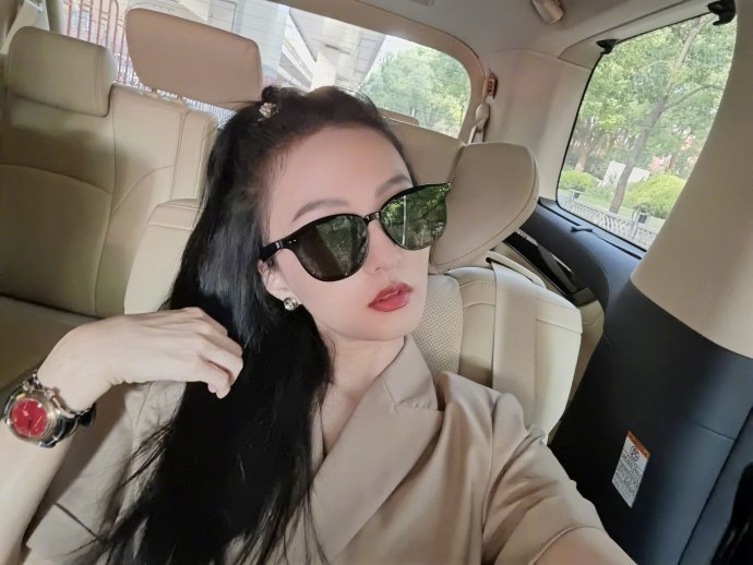 張韶涵2021年的自拍🤳📸张韶涵