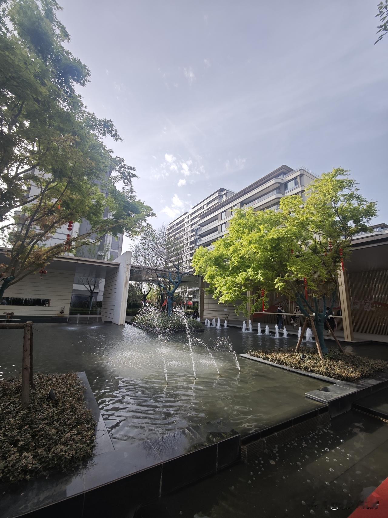 山东健康同仁乐府是否值得选择呢？山东健康·同人乐府（西安港务区） 是奥体板块典型