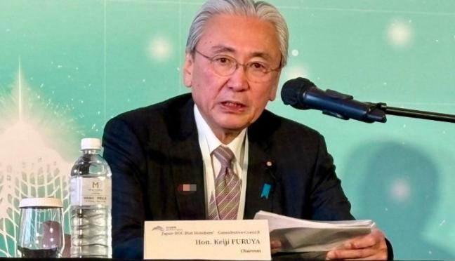 日本议员叫嚣，以武力保护台湾！
正在窜访台湾的日本众议员古屋圭司16日叫嚣，“为