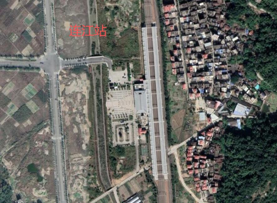 连江站位于连江县江南乡，是温福铁路上的一个中间站（车站规模为2台6线），标志着连