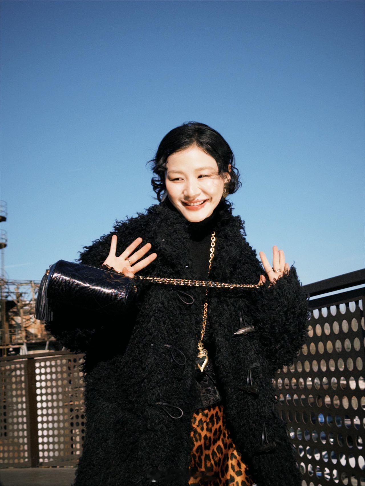 金靖你还是没改谁被金靖追文破防狠狠共情到了！认真看书、为完结怅然若失的样子太接地