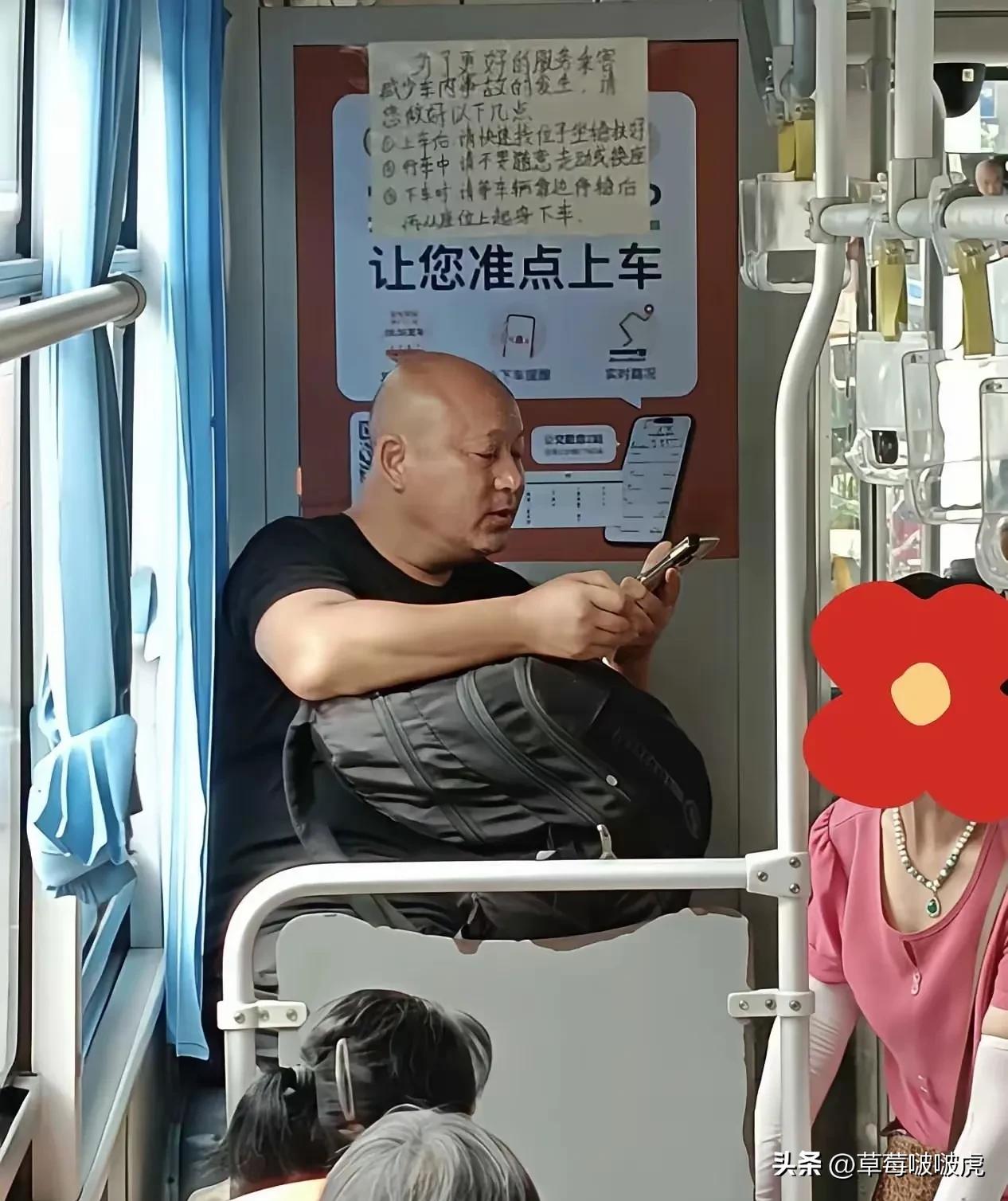 老天呐，差点没认出来！[呲牙][呲牙]