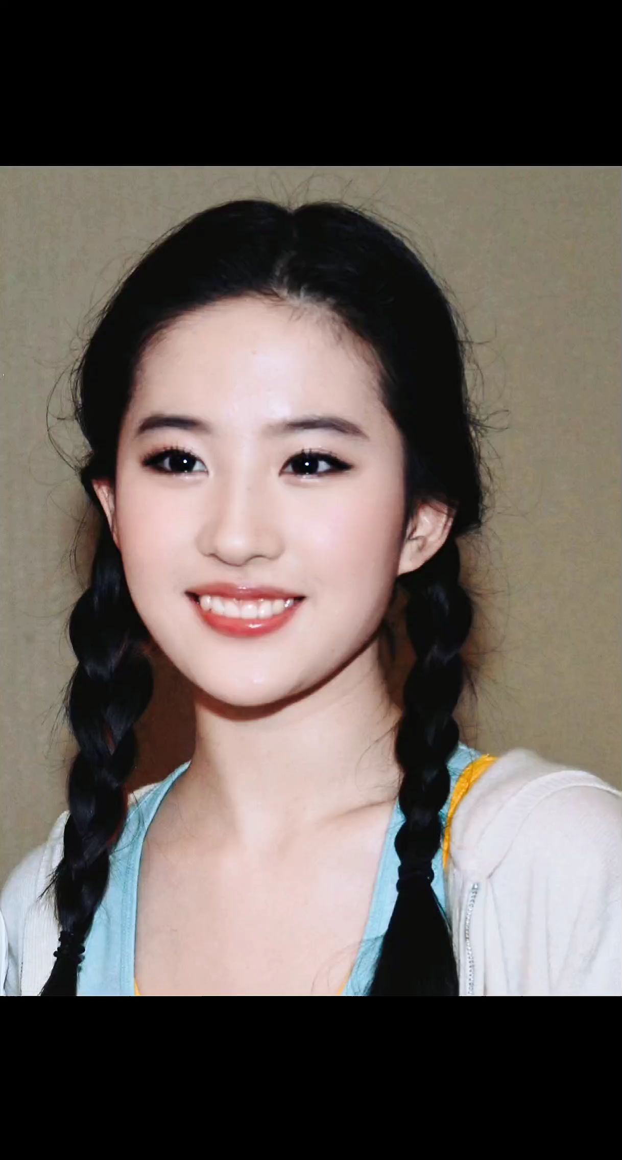 喜欢你明媚的微笑。