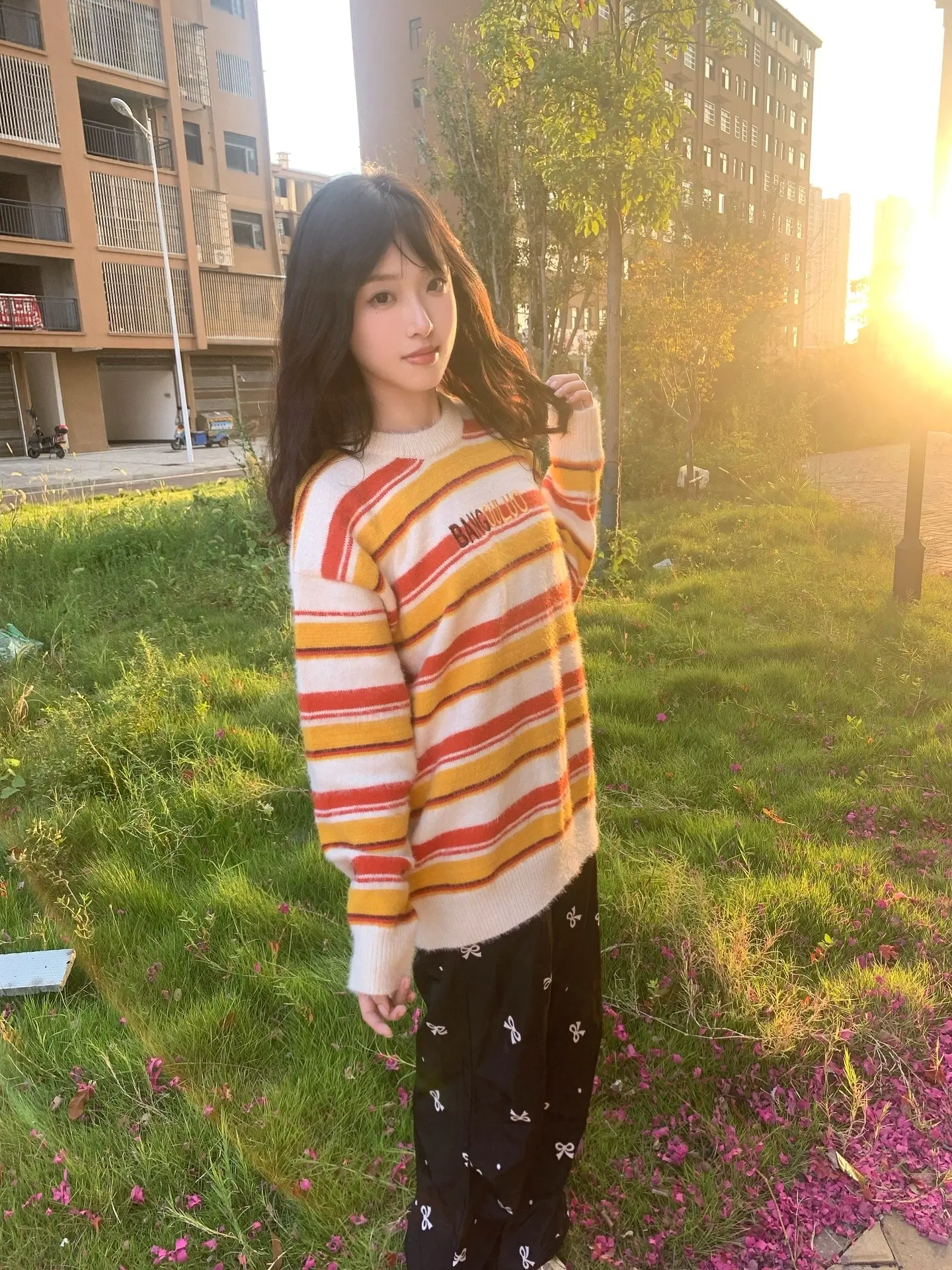 与其胡思乱想 不如向前看HULISS胡理山