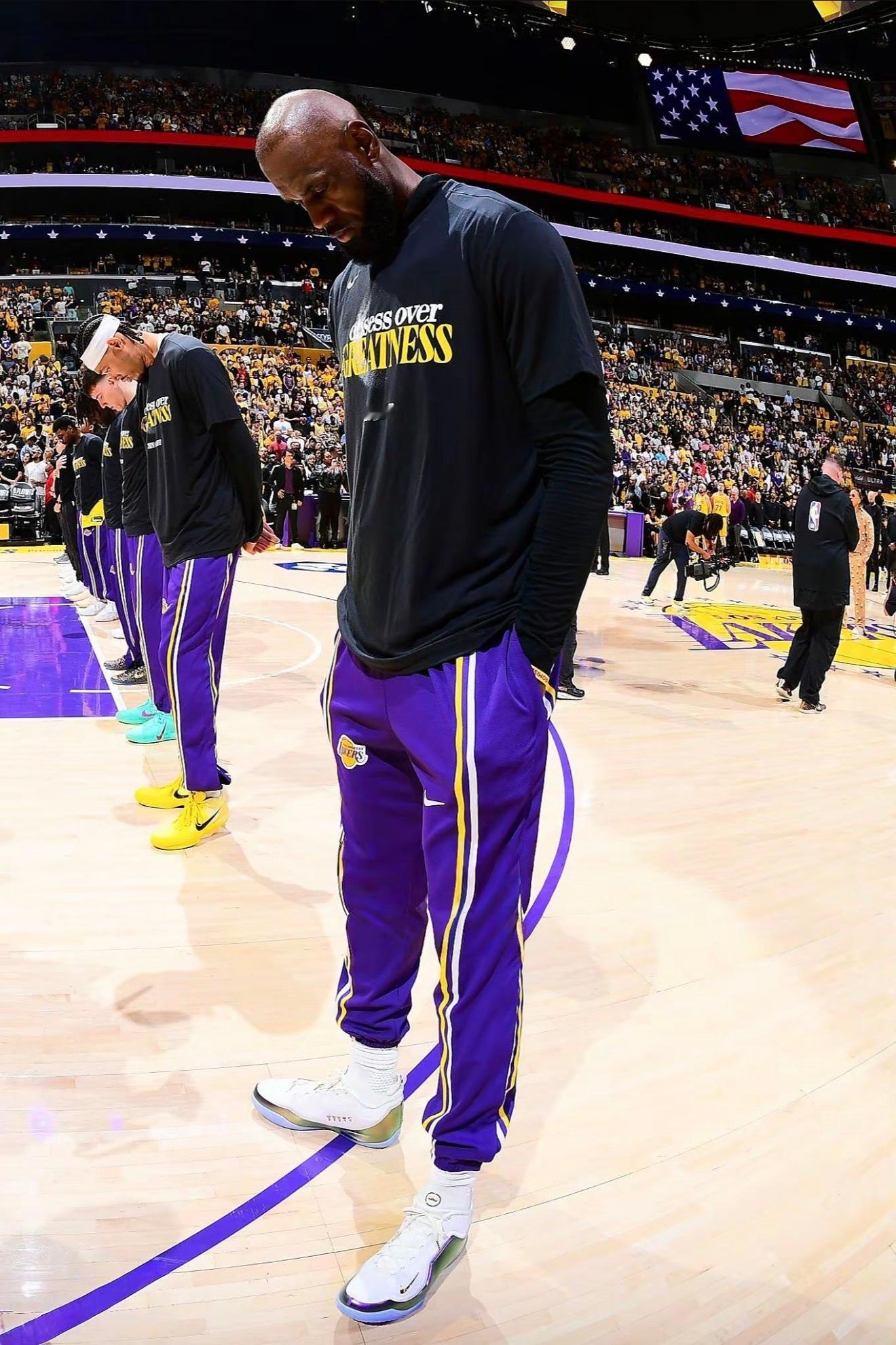 我相信我们还有机会！洛杉矶湖人