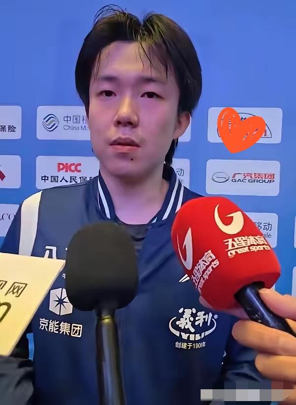 王楚钦输球后的采访，比赢球还圈粉！这才是国乒该有的样子
 
谁能想到，一场输球的