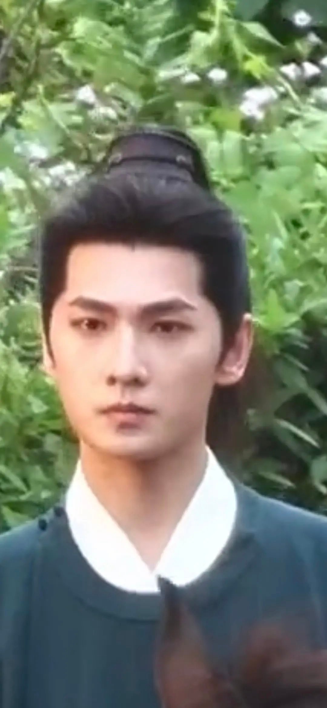 杨洋雨霖铃的头套为什么这么奇怪 ​​​