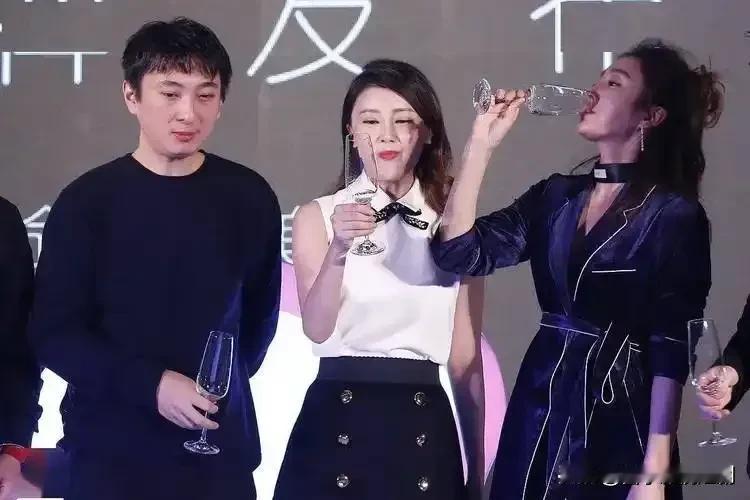 炸裂！王思聪秦岚竟携手杀进医美圈！

家人们，娱乐圈和商业圈又出大动静啦！王思聪