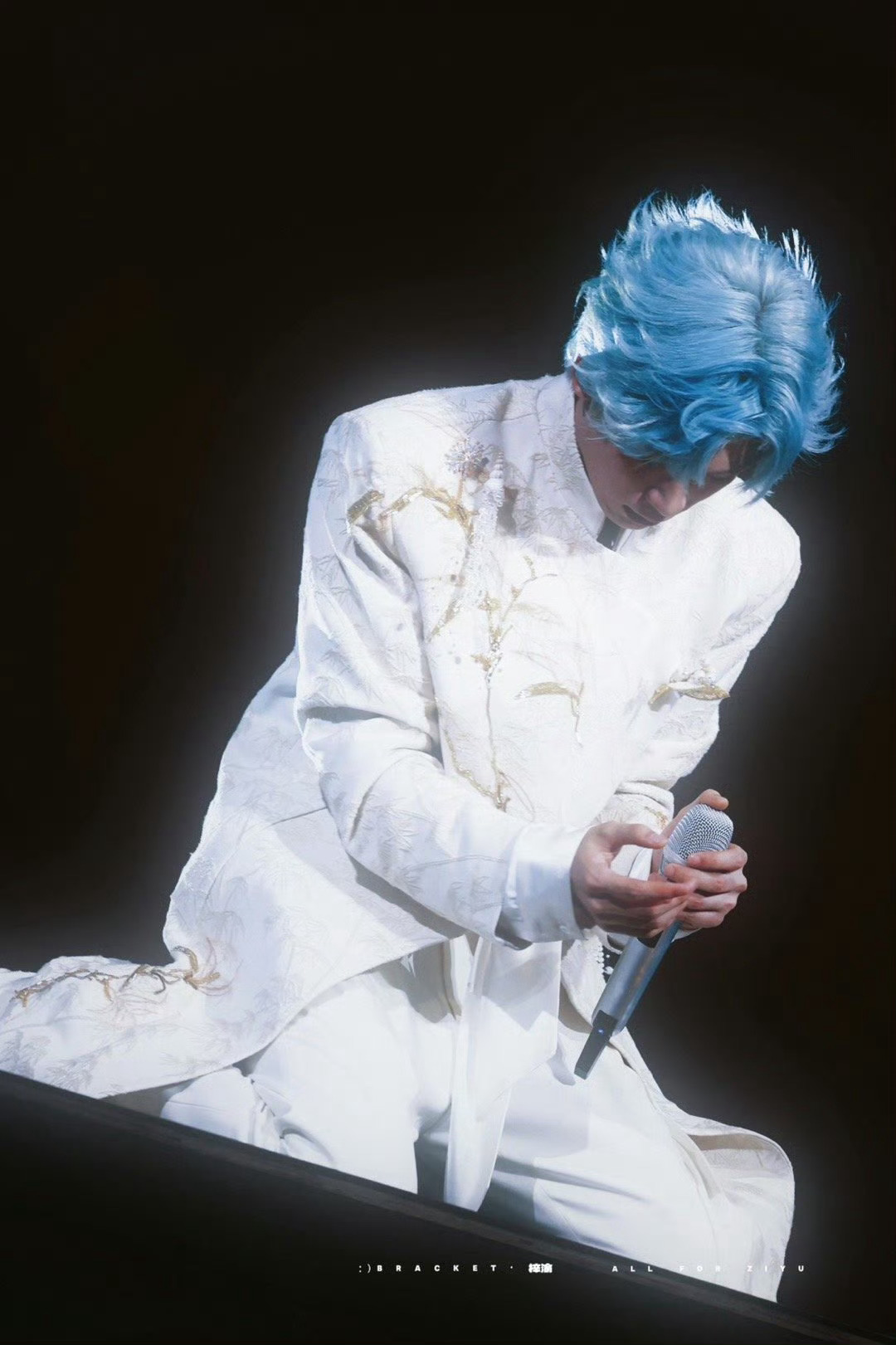 梓渝游点意思2026巡回演唱会 zy梓渝 ""零碎的岛屿漫天的星河,都会化作羽毛