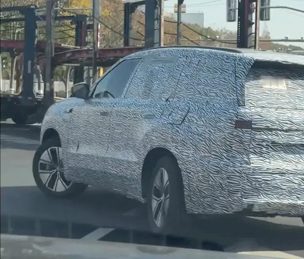 大众首款增程混动ID.ERA路试三排六座大SUV预计围绕40万价位，会和理想L9