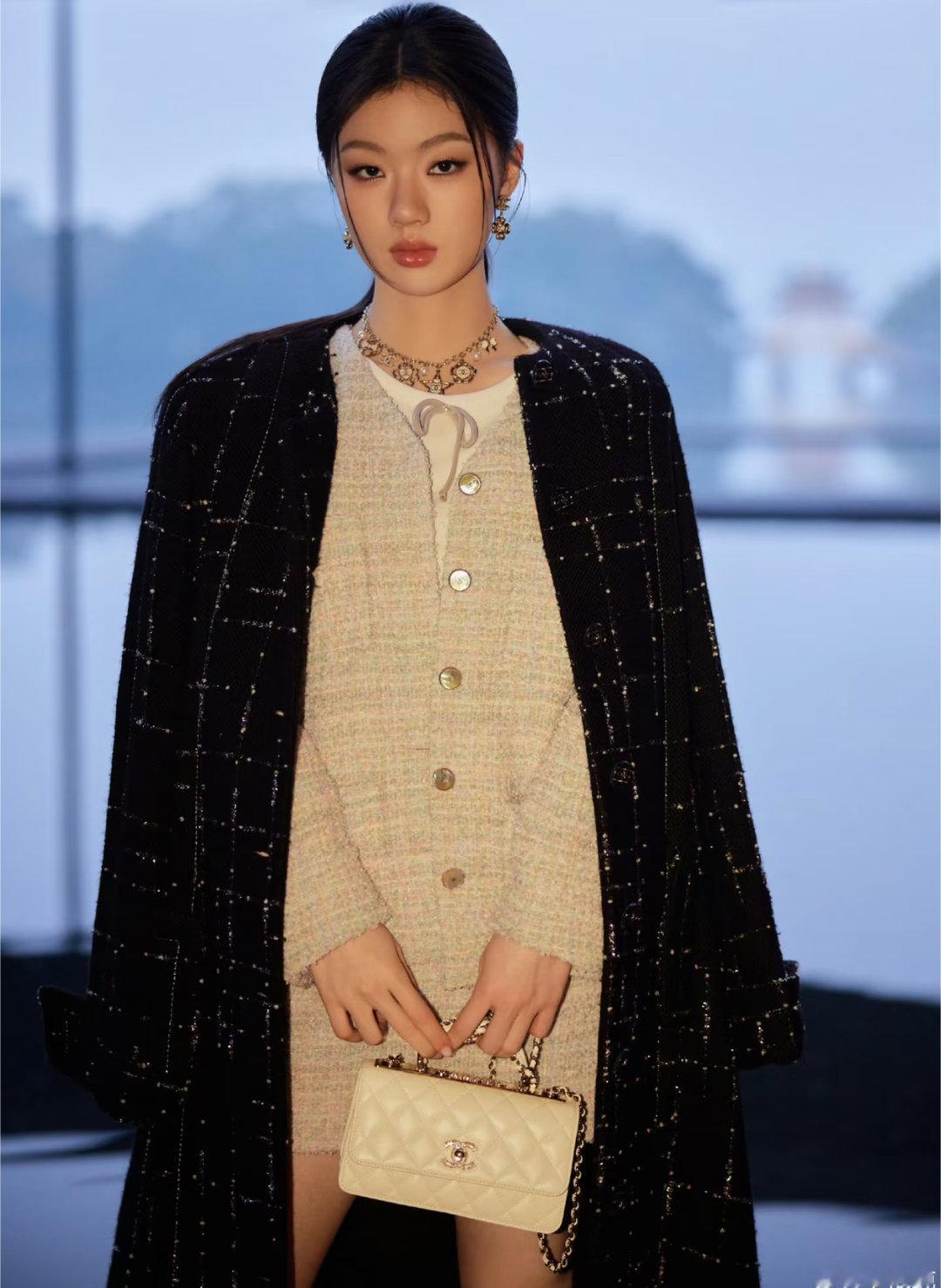 单依纯李白风波后首个音综李白风波刚落幕，单依纯就火速回归音综赛道！浙江卫视《国粤