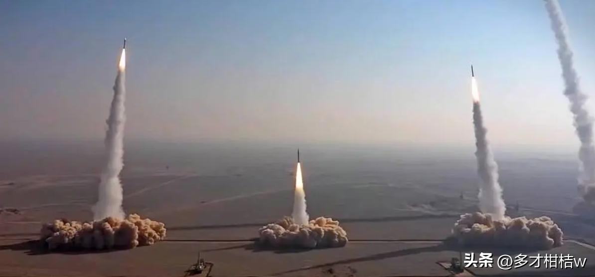 在德黑兰向特拉维夫发射导弹以后，之前曾被热炒的特拉维夫“铁穹”似乎没怎么出现（其