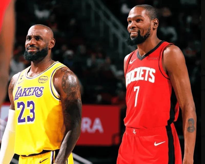 杜兰特这个数据有点离谱了！

在NBA历史上的所有非内线球员里，连续5年失误＞助