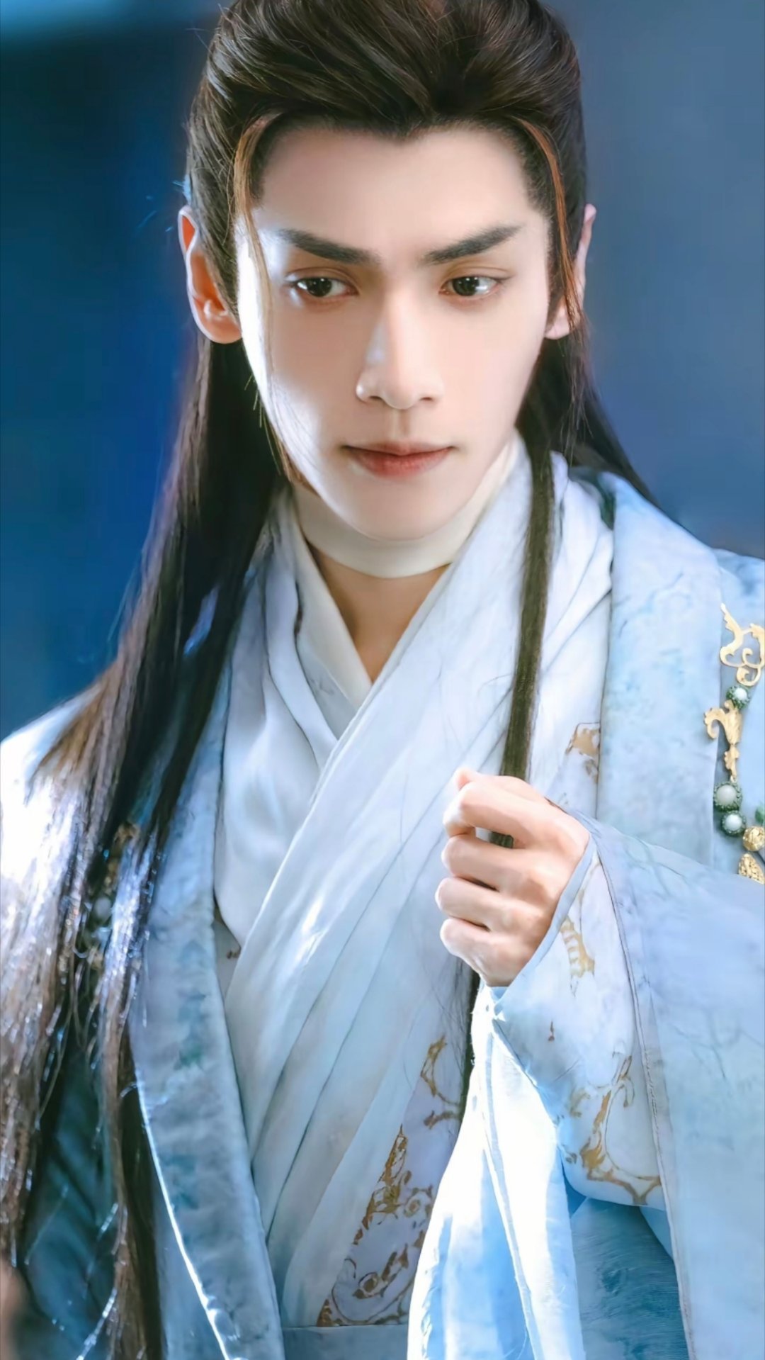 满心偏爱喜欢澹台烬🥺澹台烬说：“你们讨厌我不是因为我做错了什么，只是因为你们想
