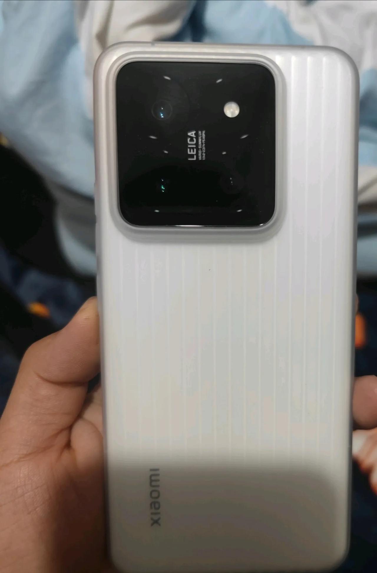 卢伟冰的决策真的是难以理解，Xiaomi 14的定价就是要反其道而行！

真的是