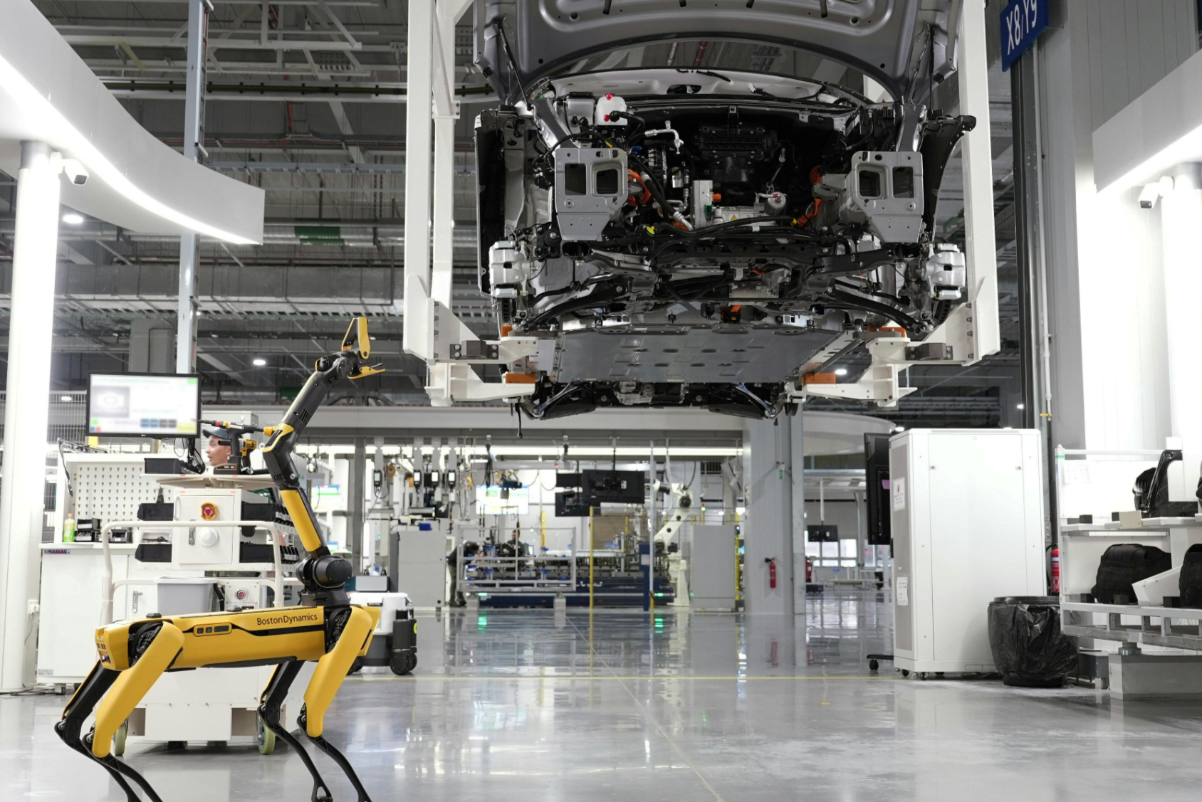 营收增速、毛利率均在30%以上，苦熬10年的B2B机器人为什么还难说赚钱？