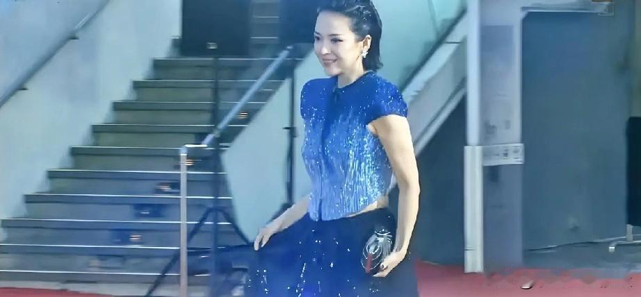 国际章每次出场都是压轴出场。