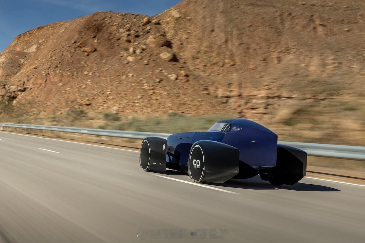 海外新鲜事 凭借其 Filante Record 2025 原型车，雷诺在仅一次