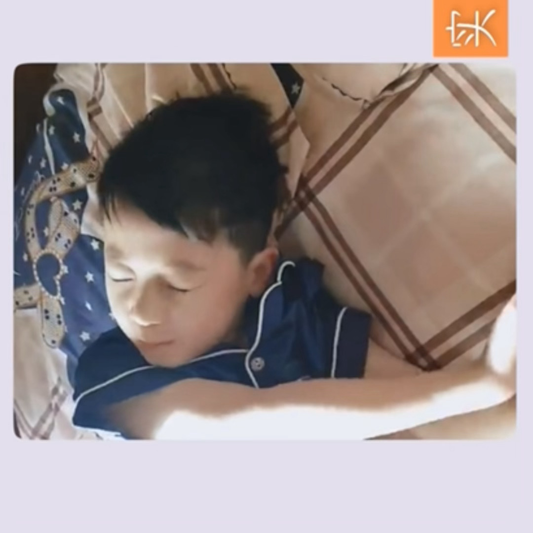 ✍🏻重生之成为了杨博文妈咪的TMI💡1.叫早时记得捏捏他肉呼呼的脸颊，一方面