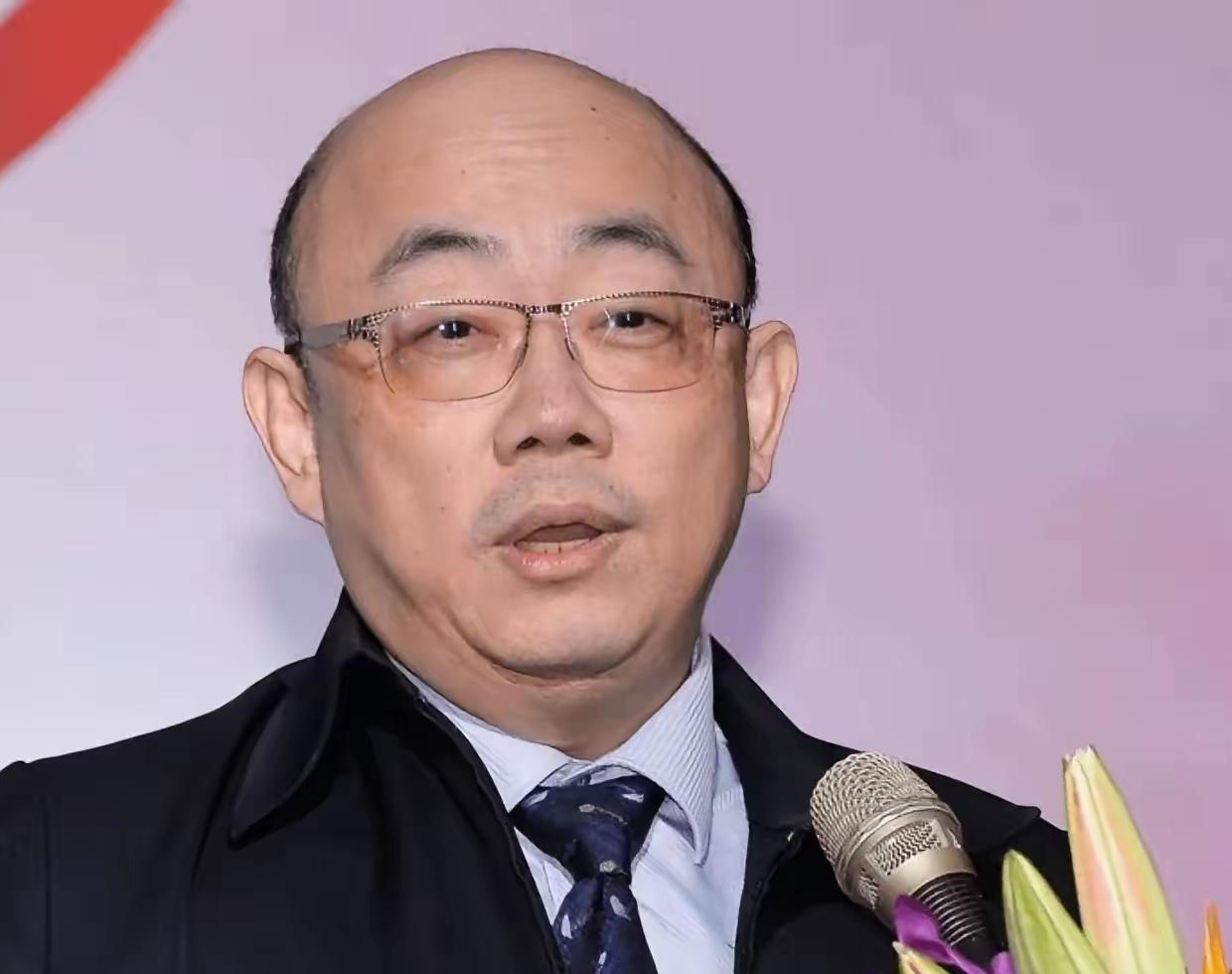 矢板明夫不满郭正亮骂他是汉奸，通过媒体放话要告郭正亮诽谤，没想到郭正亮在中天新闻