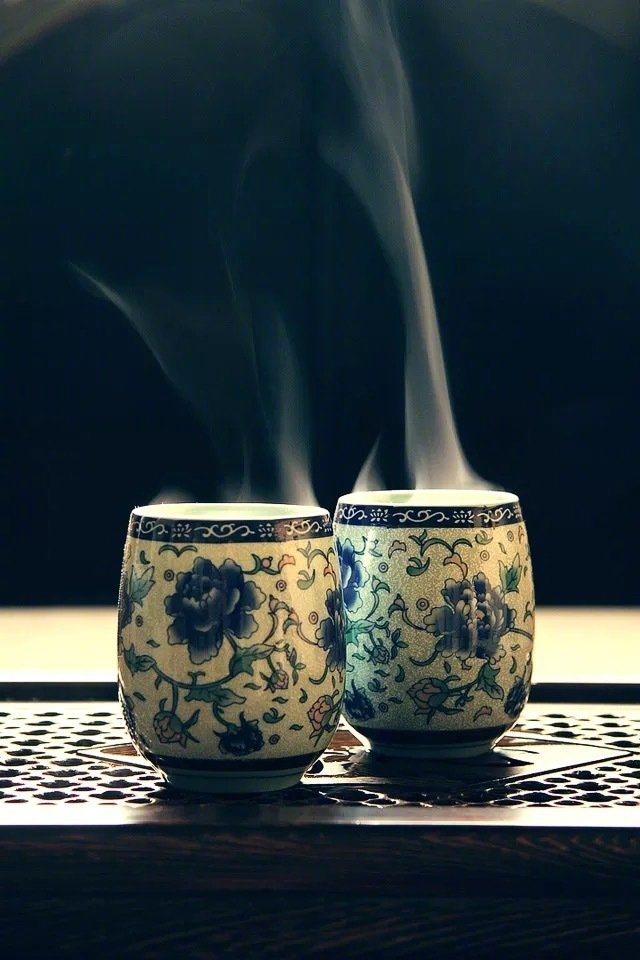 别高估任何一段关系，人心易变，缘分易散，能陪你到最后的从来只有自己。—— 环球读