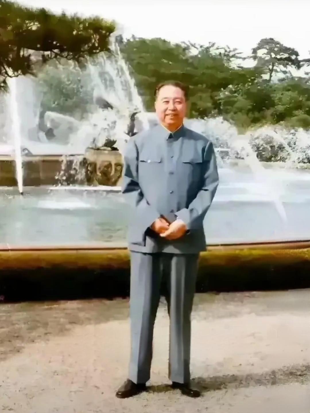 ＃红色文化＃
伟人风采欣赏：