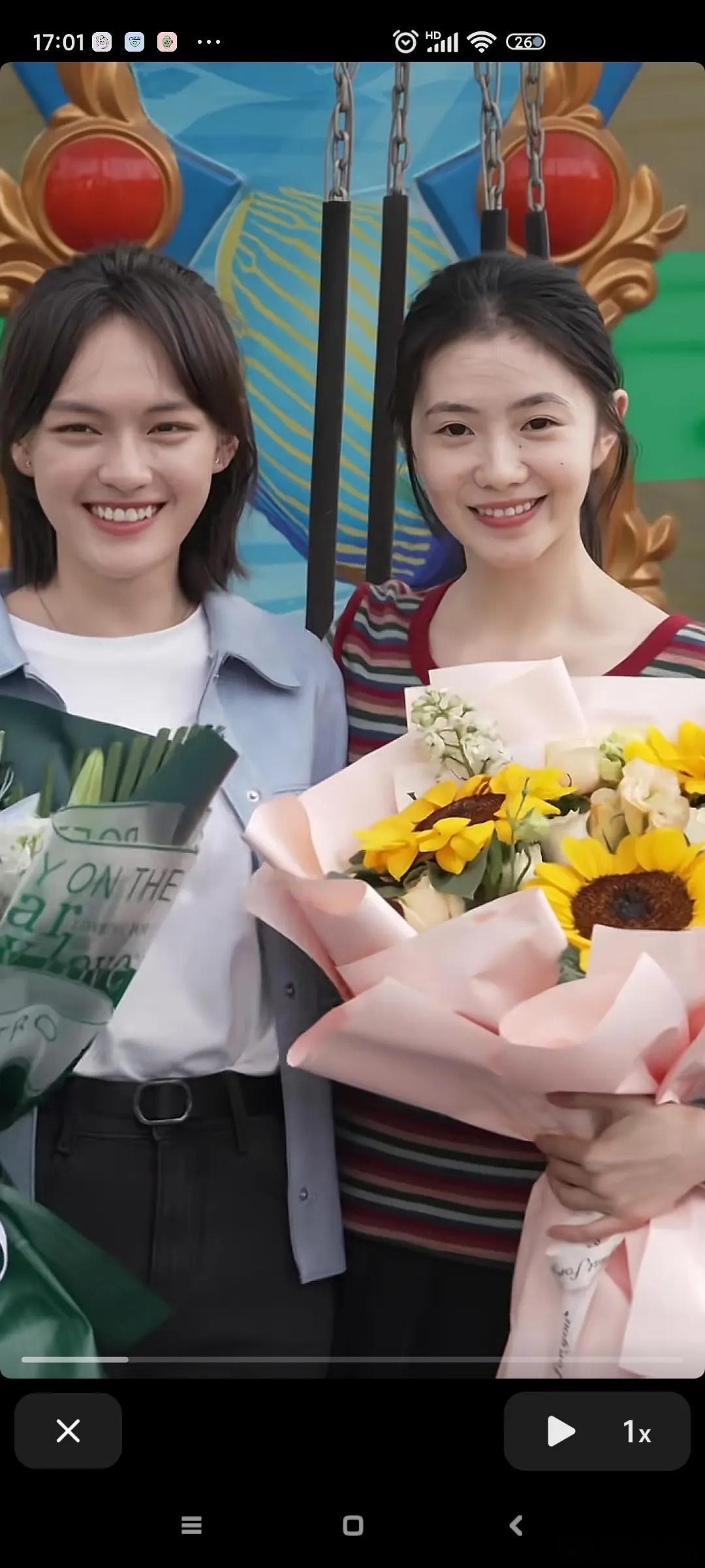 刘浩存不化妆，眼睛很无神呢 ​​​