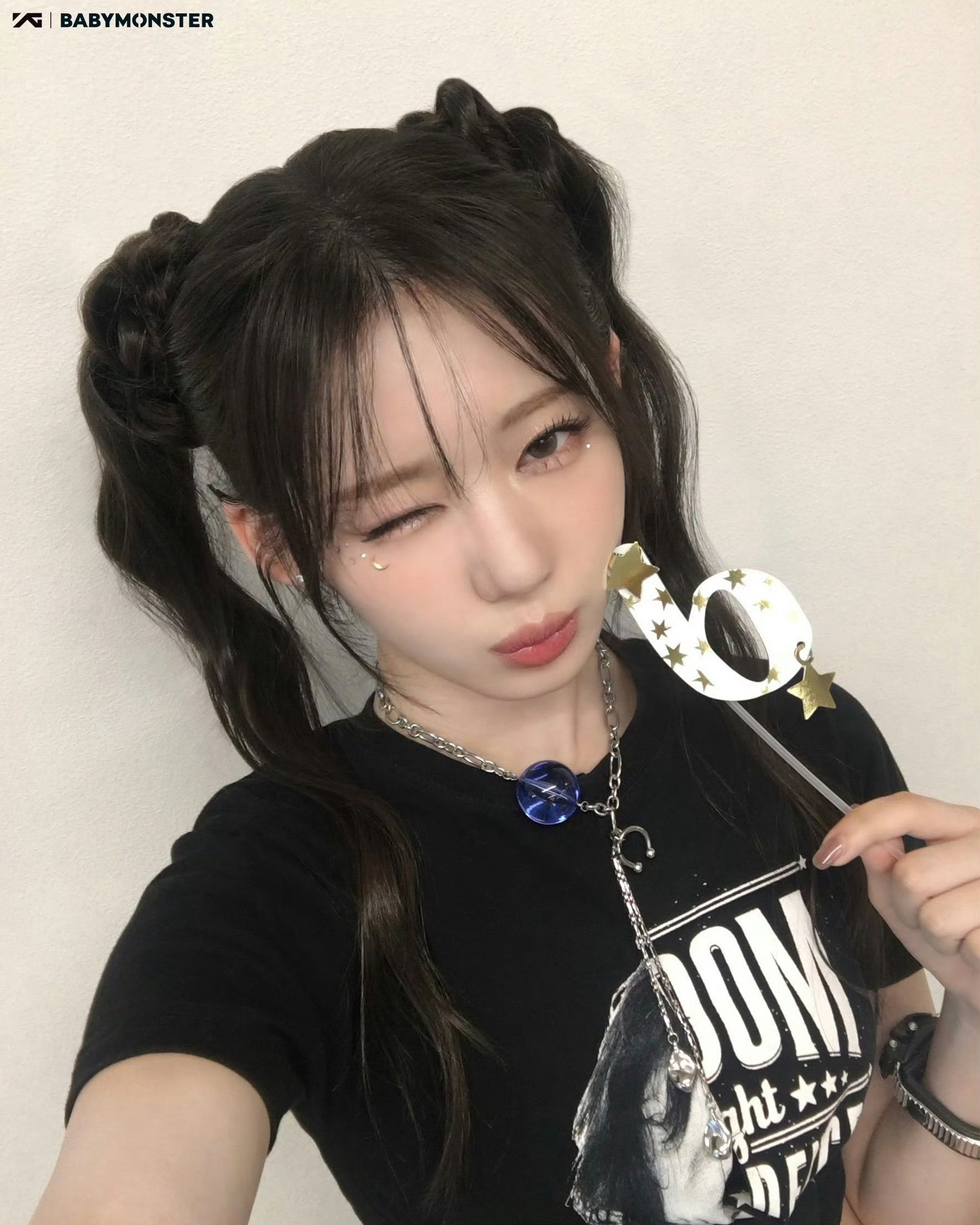 Rora李茶仁の自拍集🧸🖤 ​​​