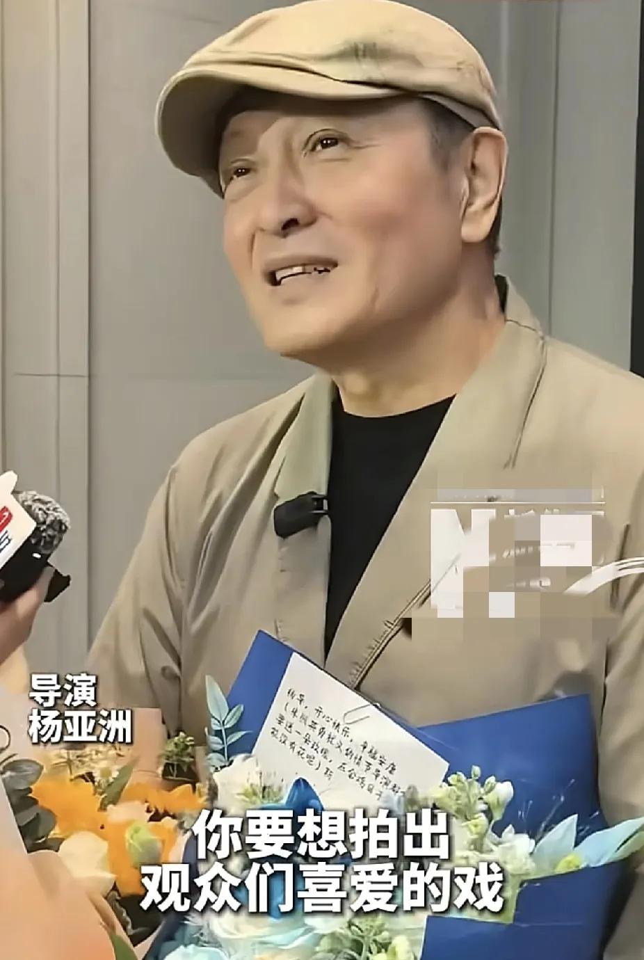 一觉睡醒
​​是不是全网都知道了
​​导演杨亚洲《沉默的荣耀》，这部剧创作口碑再