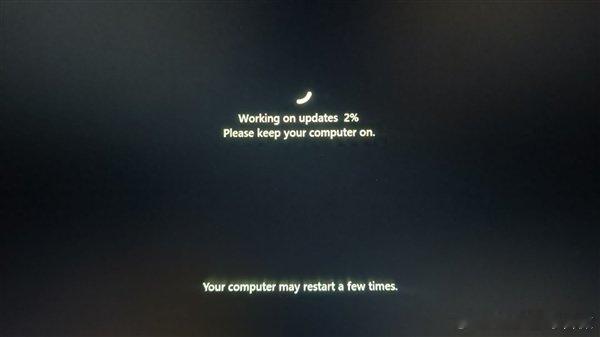 【微软回应win11更新多次自动重启】不少Windows11用户近期反馈，自己的