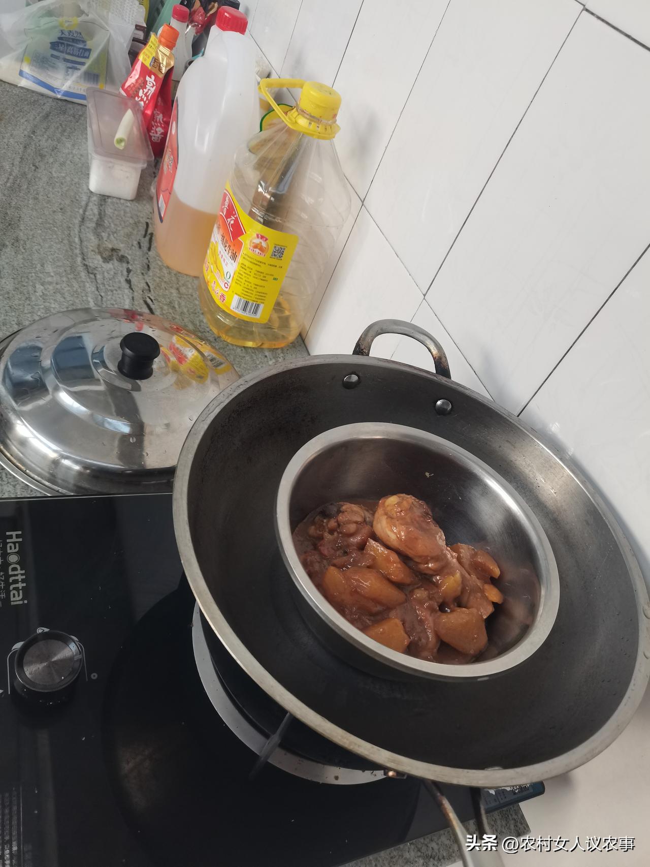 做一个菜，付费10元，你会干吗？
我现在就在干。
今天接到的活。
前天给包地老板