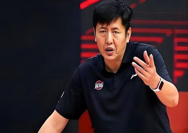 CBA常规赛第四轮，浙江队坐镇主场对阵福建队，最终，浙江队通过末节比赛发力，以8