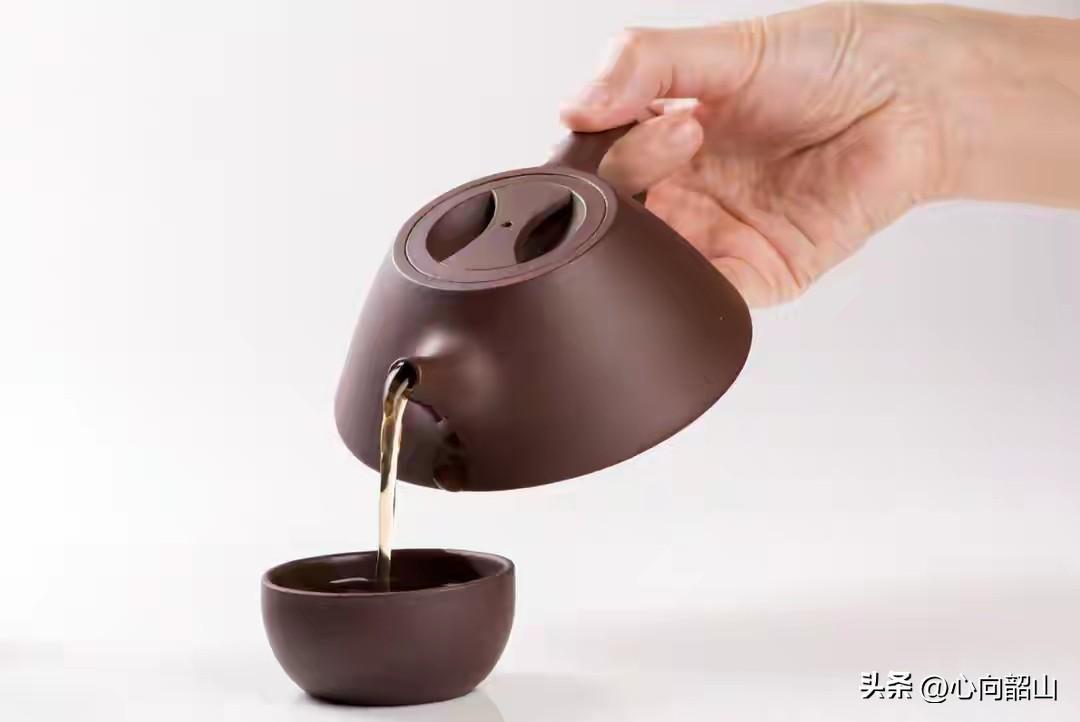 泡一壶好茶什么最重要?
有句俗话说得好，“巧夫难为无米之炊”，在掌握了一定泡茶基