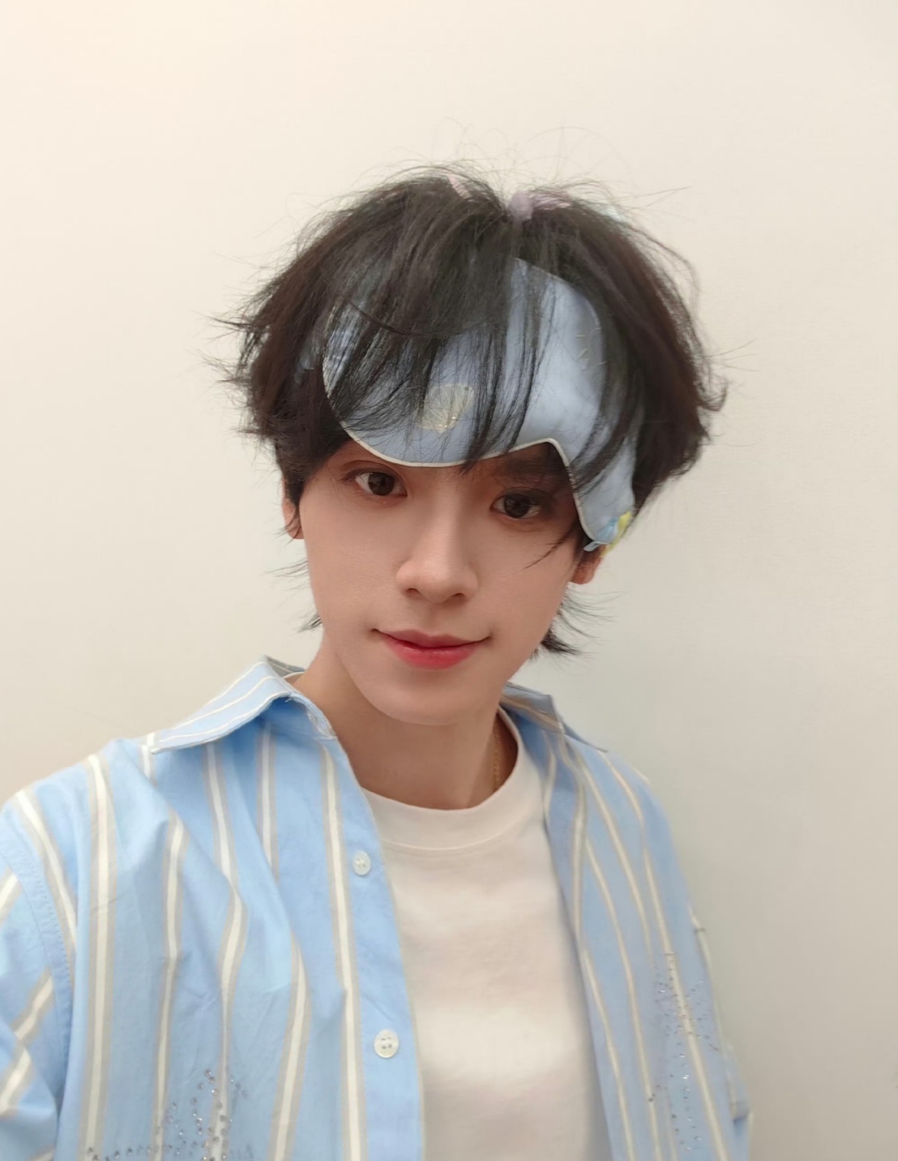 左航出道500天快乐！愿你许的愿望都能实现，以后的路一起走我们一直都在永远爱你！