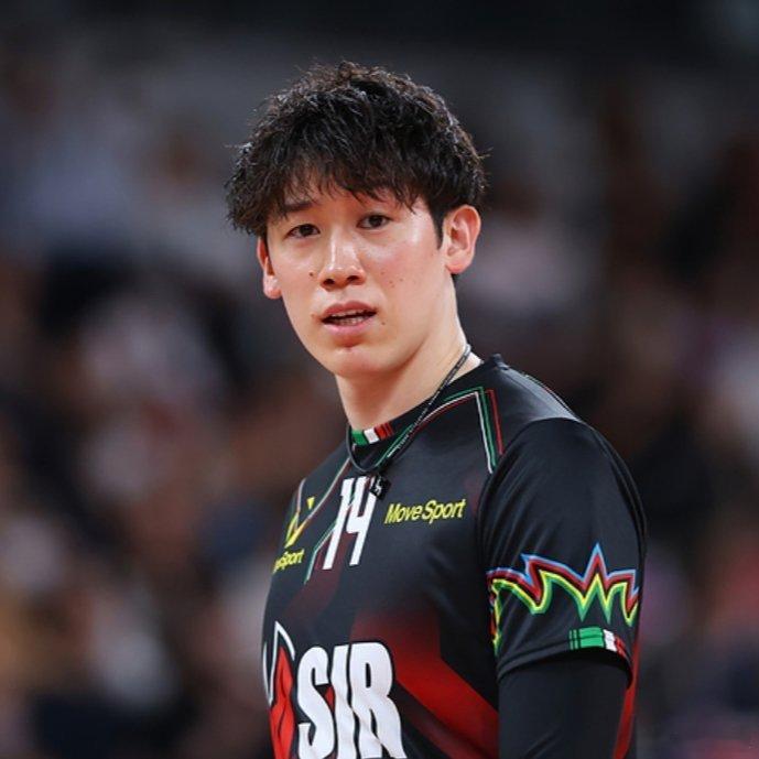 日本男排石川祐希石川祐希接受日本媒体采访时说：“老实说，对于即将到来的（意甲男排