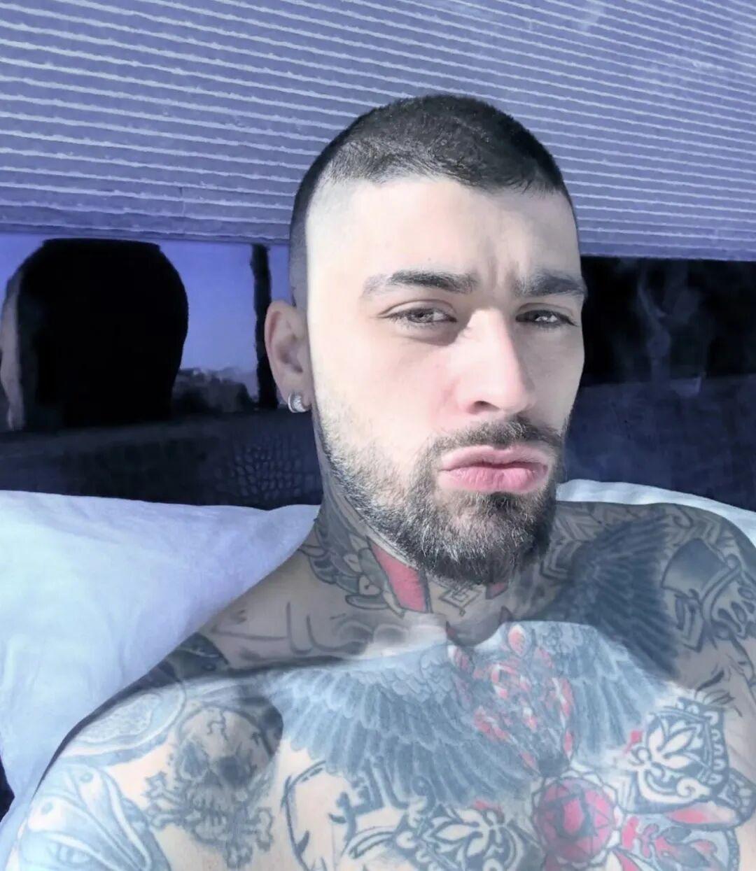 Zayn 越来越好看了。