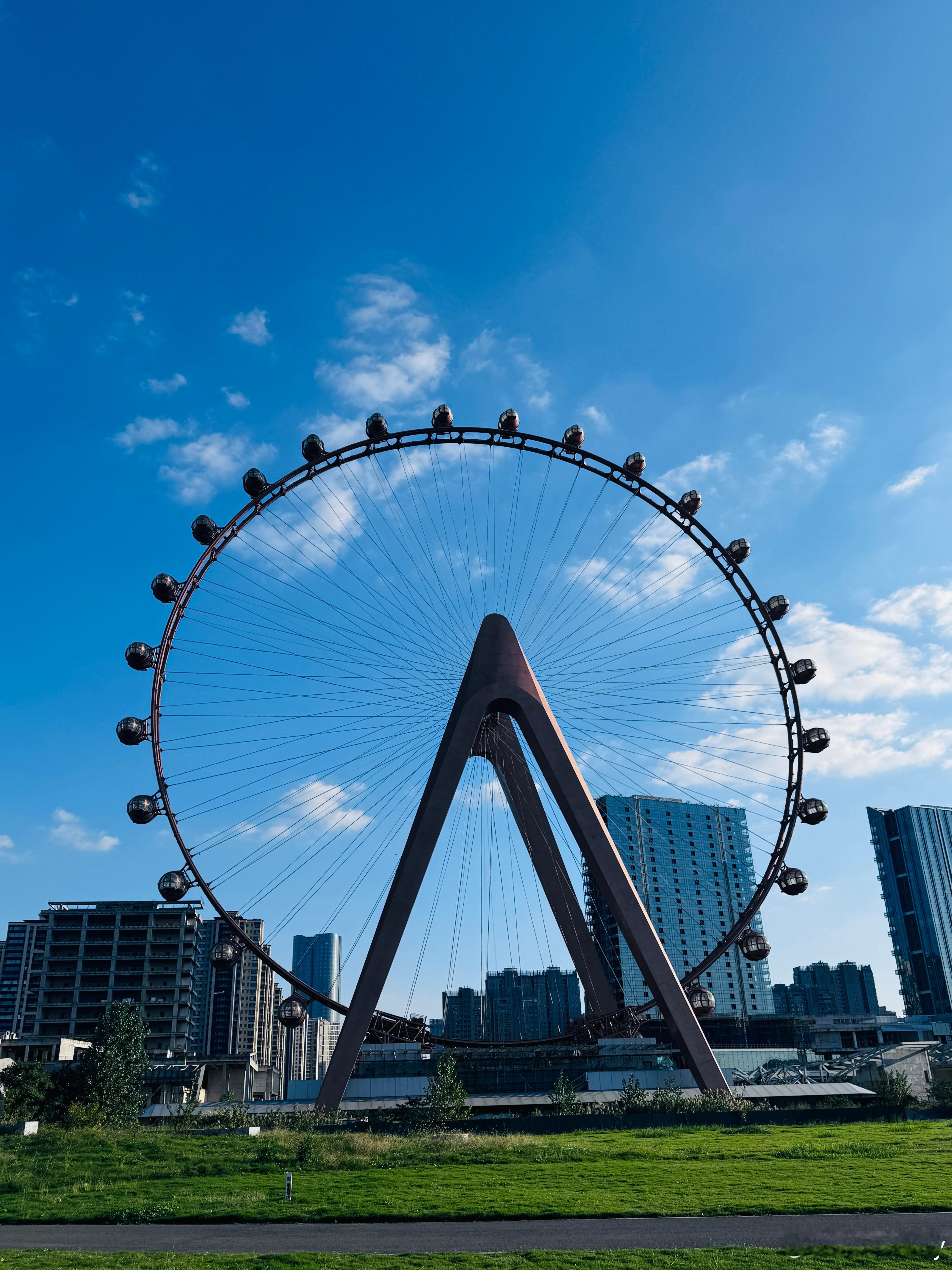 下个月有江浙沪马拉松，今天下午多跑点。最近转战Hyrox，肌肉渐长跑力下降，凡事