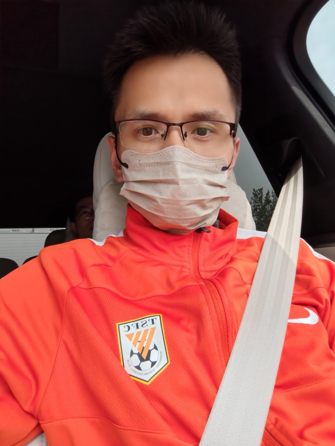 出发青岛，感受一下今年第一次齐鲁德比青岛海牛vs山东泰山 的现场氛围😎 