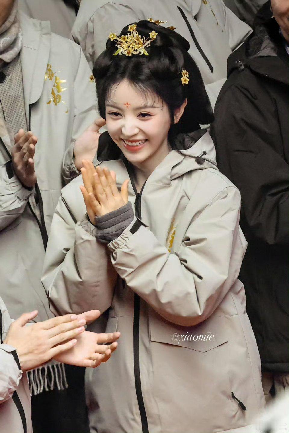 田曦薇《嫁金钗》今日出妆路透，这个造型好美