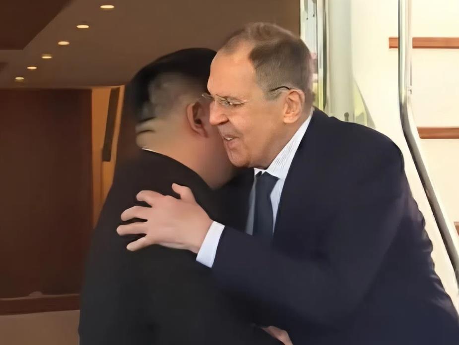 朝鲜无条件地支持俄罗斯，等同于无条件地支持反北约东扩，无条件地支持反帝国主义侵略