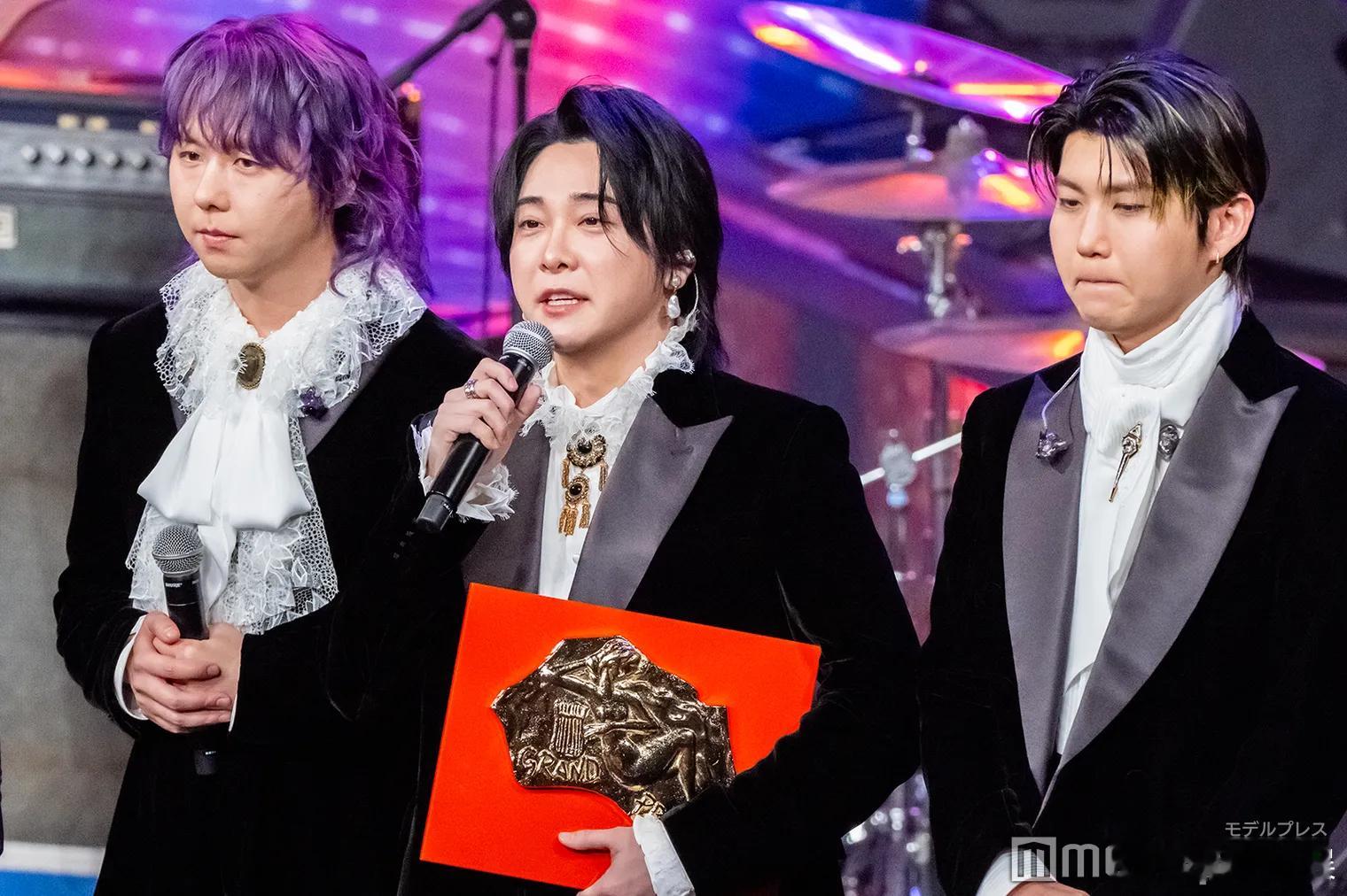 第67届日本唱片大奖昨日举行了颁奖典礼，安住绅一郎 和川口春奈 担任主持人。Mr