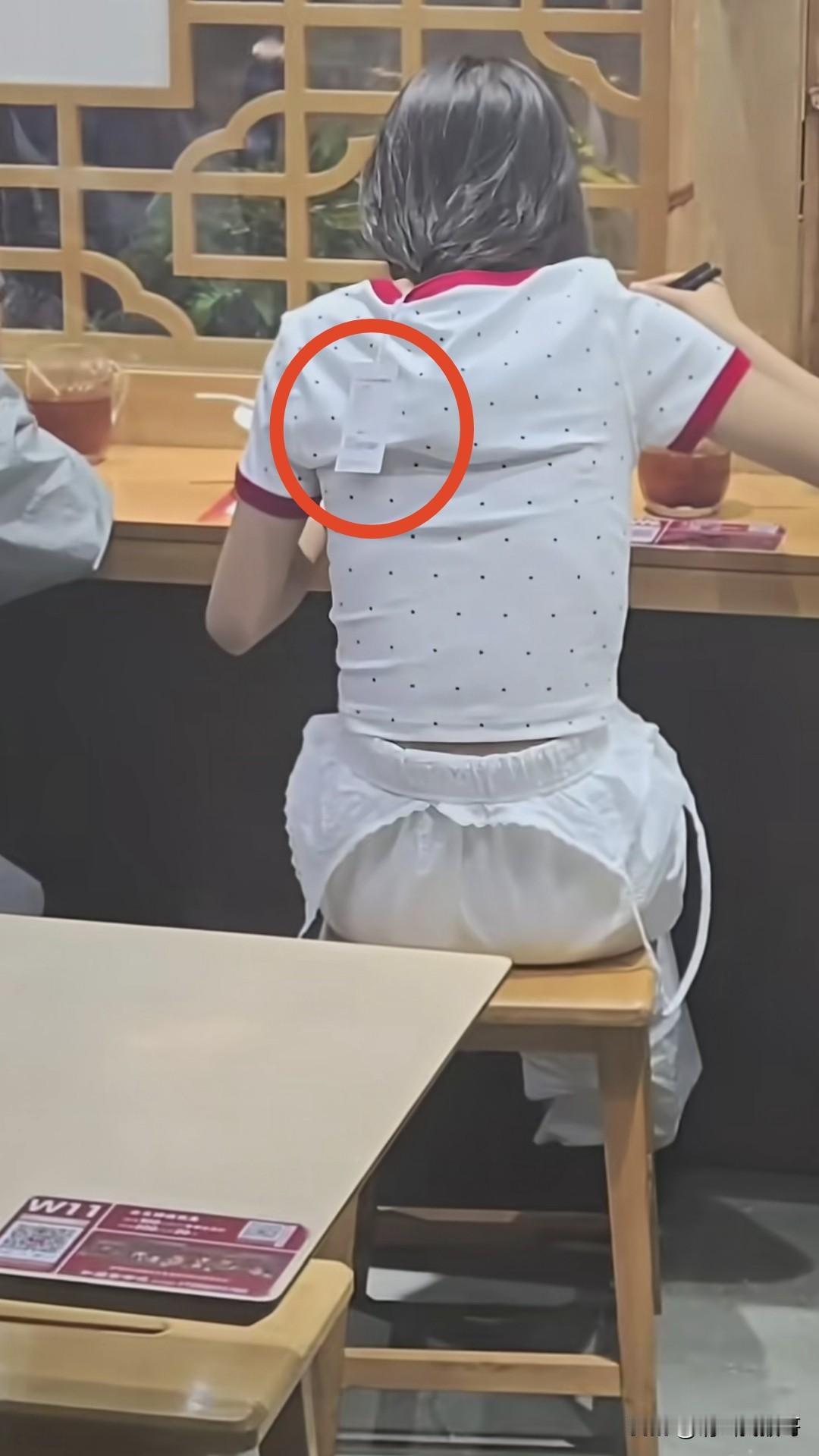不细心看还真发现不了问题