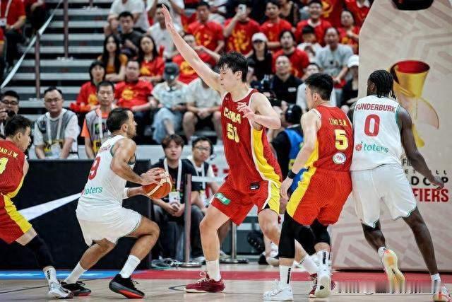 中国男篮2分险胜黎巴嫩！四国媒体评价大不同，最扎心的竟是日媒